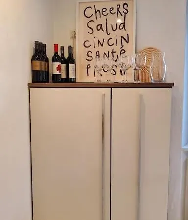Apartment Snuggly Spacious Near Everything Landstuhl